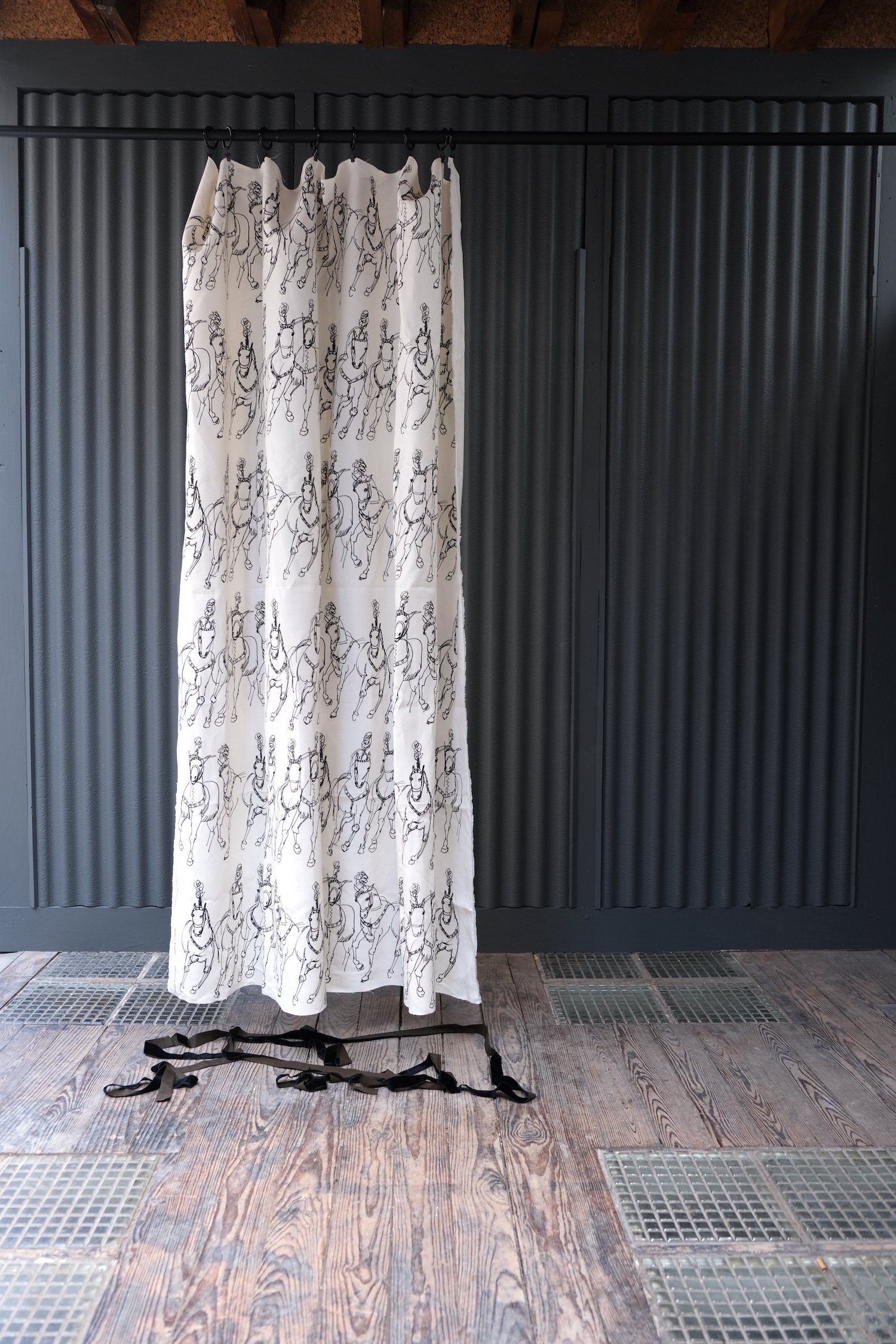 Henry Moore、TEXTILE DESIGN、海外版超希少レゾネ 39 Henry Moore Textiles ideas | henry moore, textiles